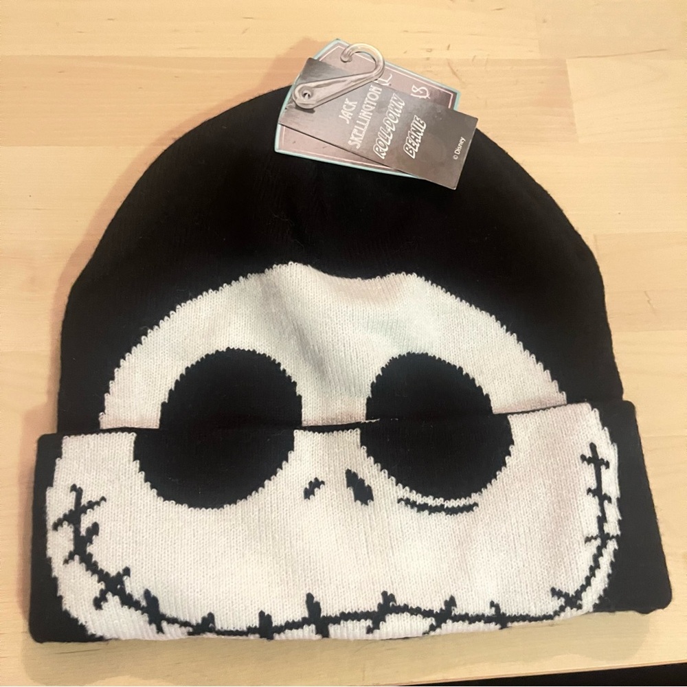 New w/tags Jack skeleton beanie Halloween winter hat Nightmare Before Christmas